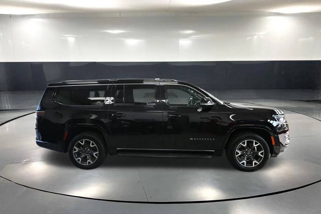 Used 2024 Black Jeep Series III image 3
