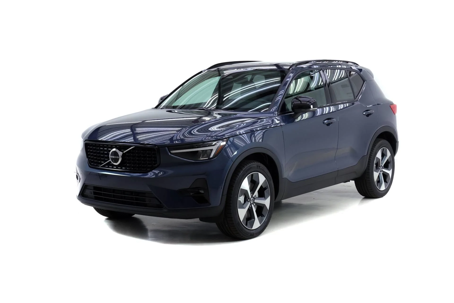 2026 Volvo XC40
