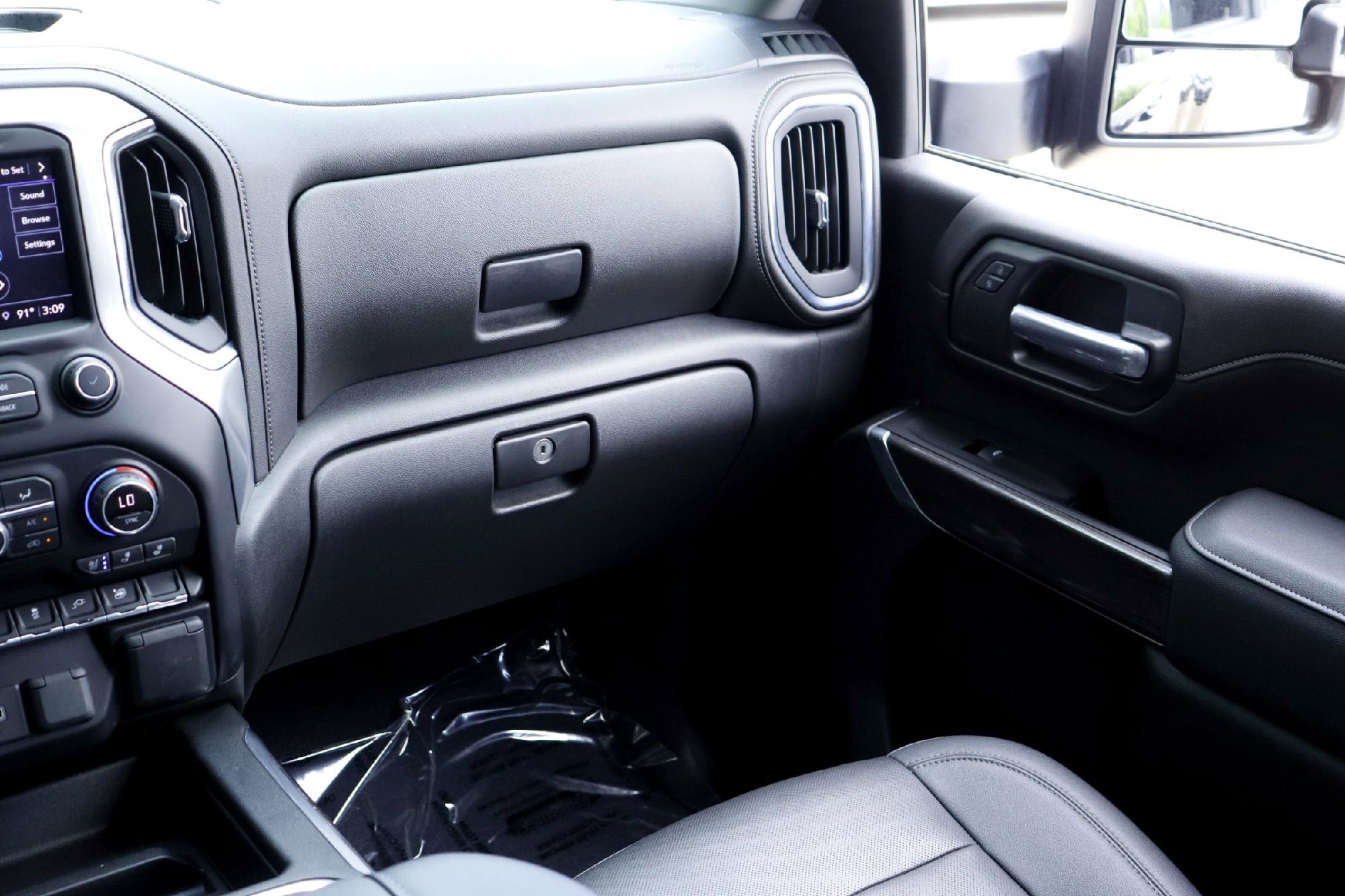 2022 Chevrolet Silverado 3500HD LTZ - Photo 25