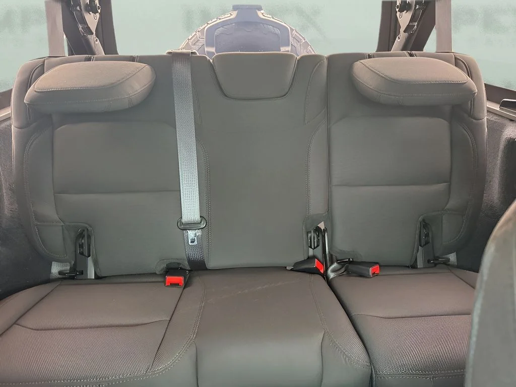 Used 2023 Gray Jeep High Tide image 10