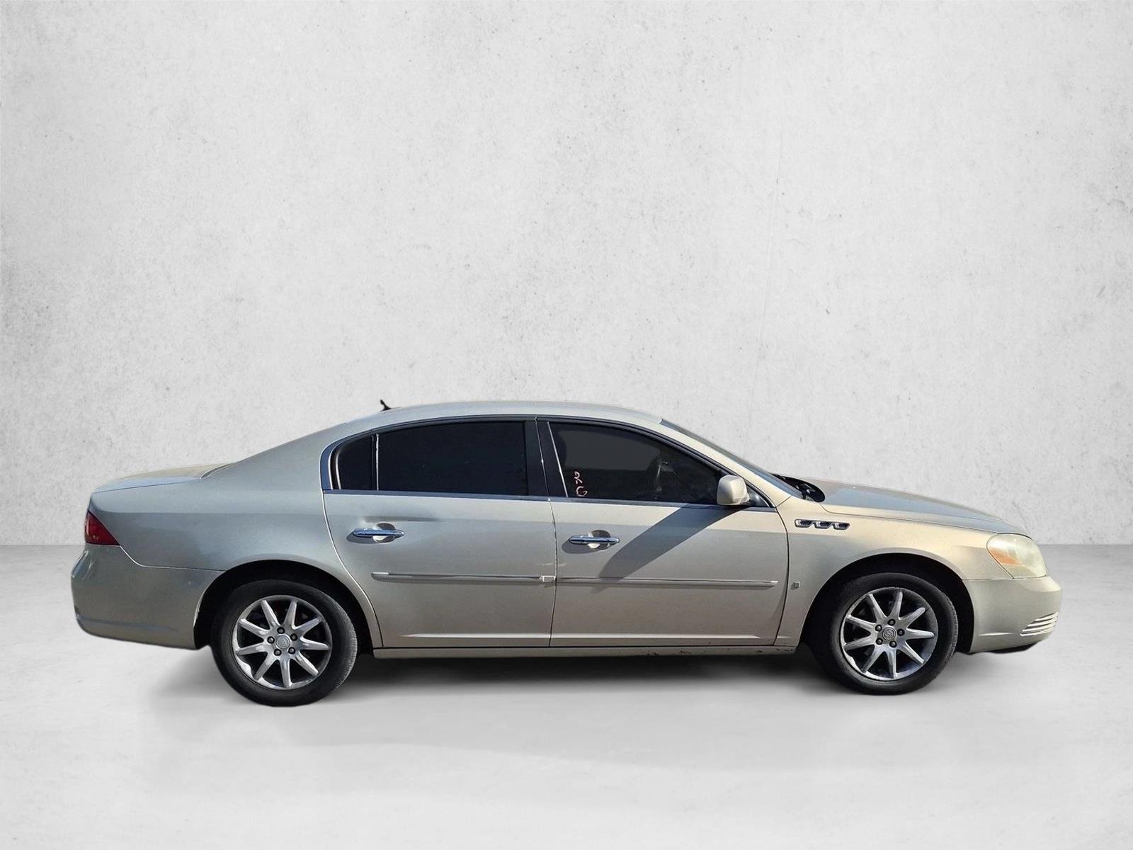 Used 2008 Gold Mist Metallic Buick CXL image 4