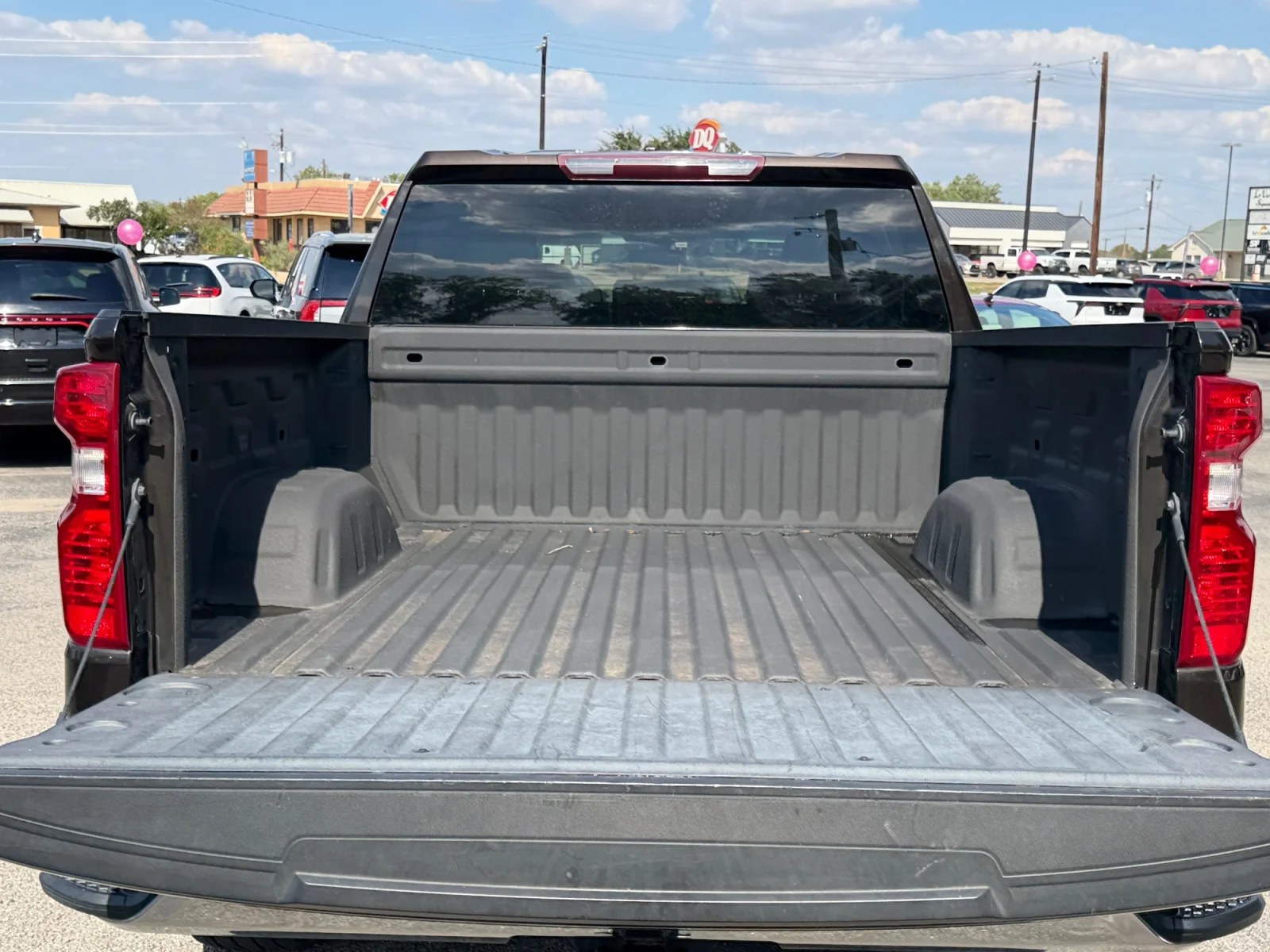 Used 2019 HAVANA BROWN METALLIC Chevrolet LT image 19