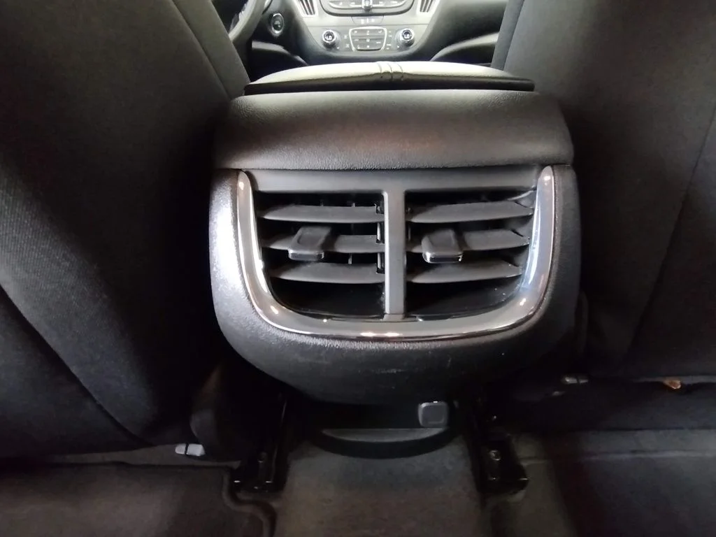 Used 2024 Blue Chevrolet LT image 34