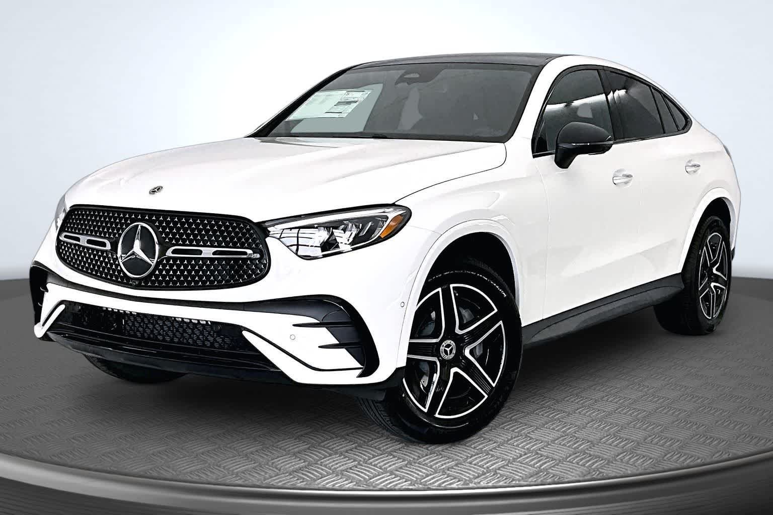 New 2026 Polar White Mercedes-Benz GLC 300 image 1