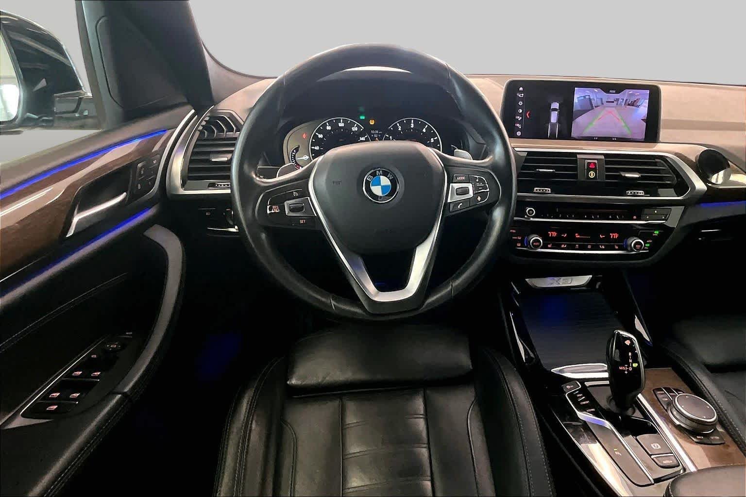 Used 2019 Black Sapphire Metallic BMW sDrive30i image 5