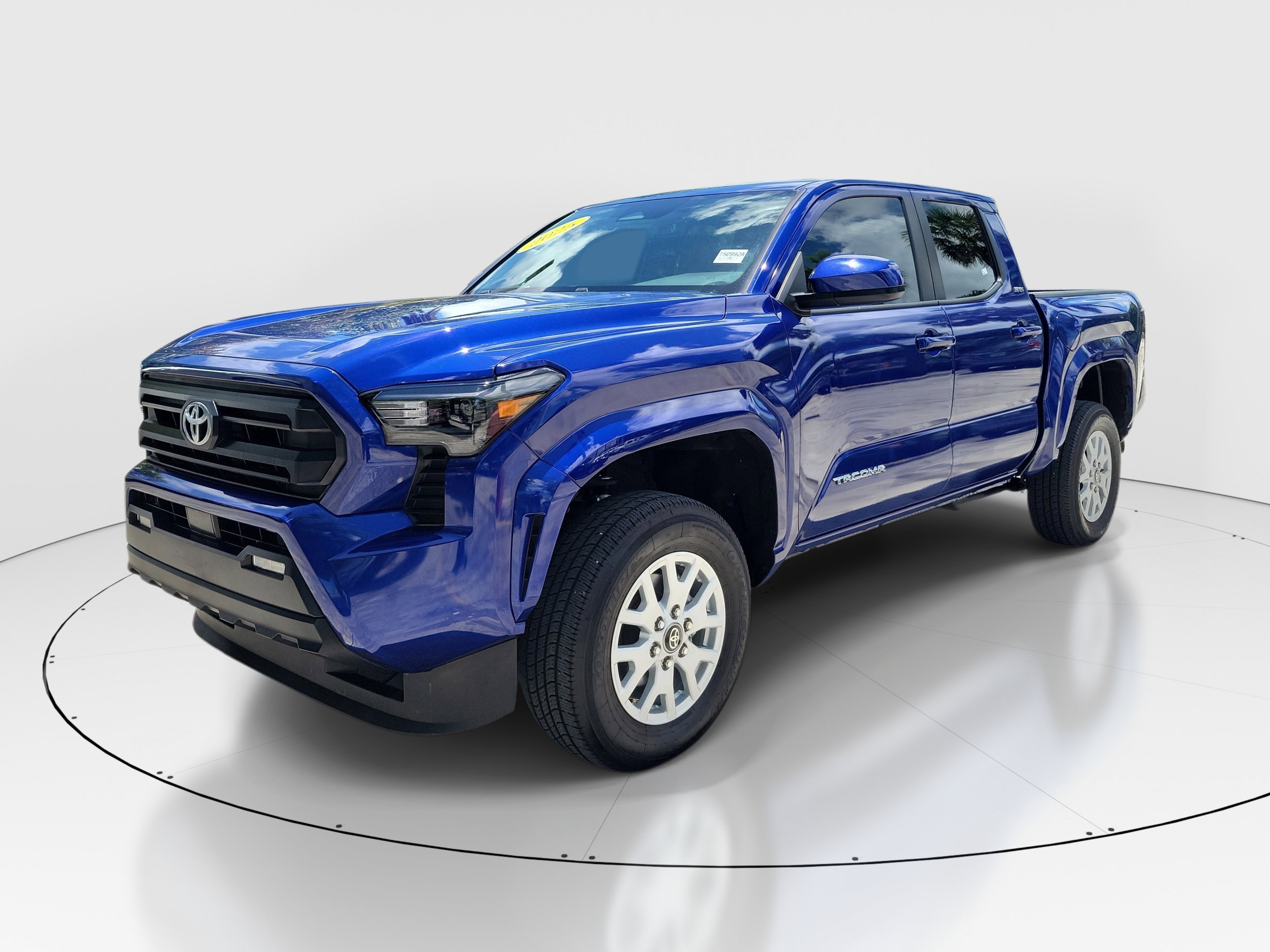Used 2025 Blue Toyota SR5 image 3