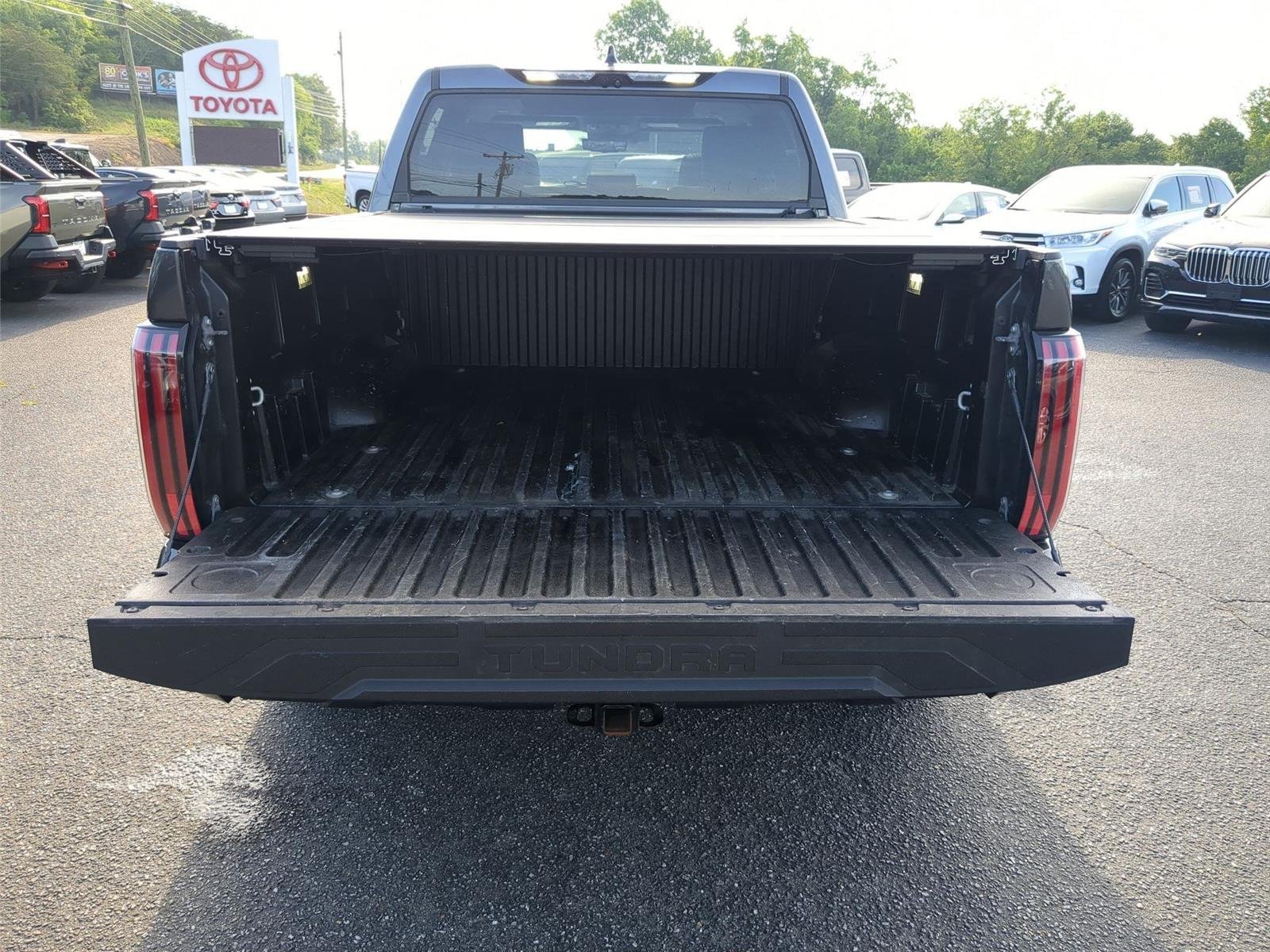 Used 2023  TOYOTA  image 37