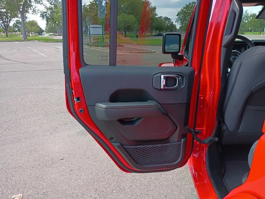 Used 2025 Firecracker Red Clearcoat Jeep Sahara image 17