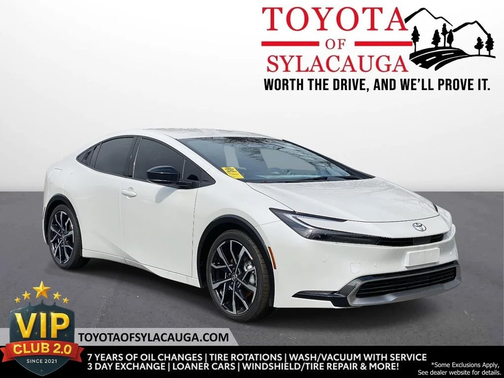 New 2026 Wind Chill Pearl Toyota XSE image 1