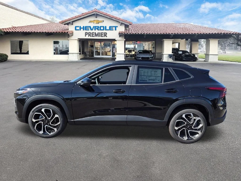 New 2026 Mosaic Black Metallic Chevrolet 2RS image 5