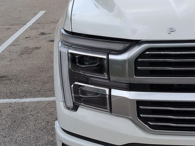 New 2026 Star White Metallic Tri-Coat Ford Platinum® image 10
