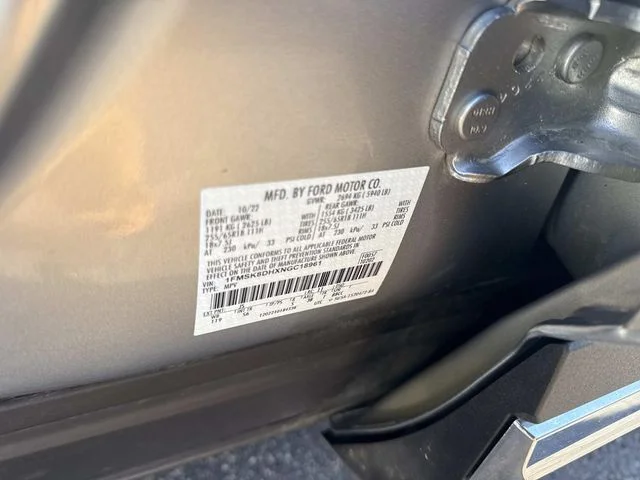 Used 2022 Silver Ford XLT image 28