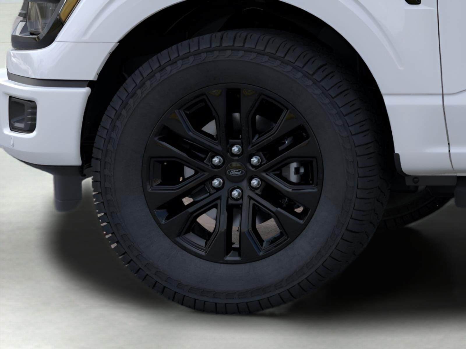 New 2026 Oxford White Ford XLT image 18