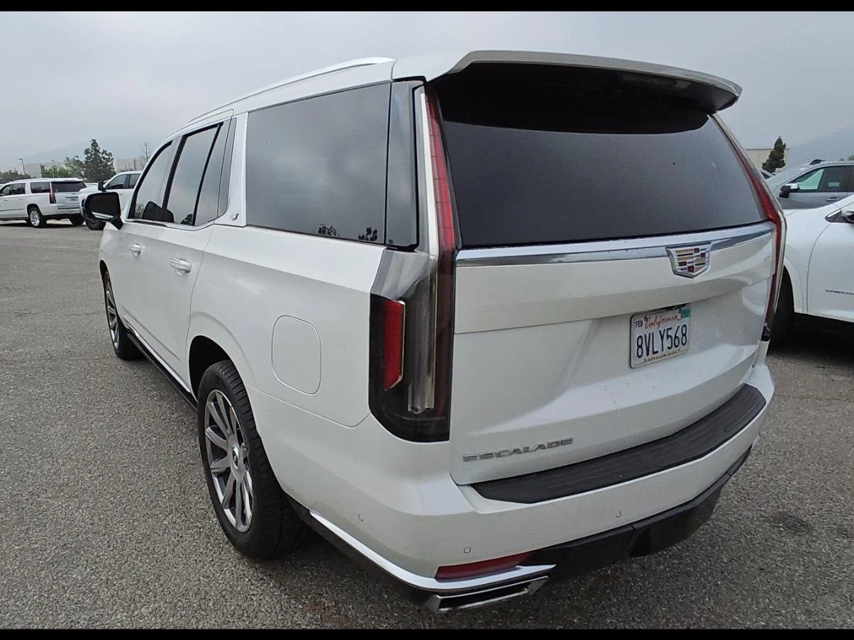 Used 2021 CRYSTAL WHITE TRICOAT Cadillac Premium Luxury Platinum image 10