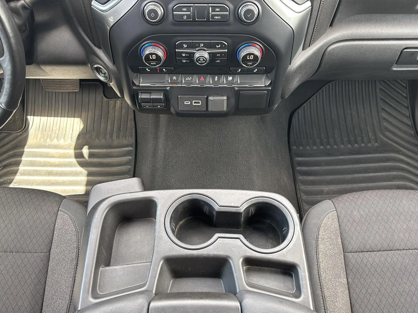 Used 2019 SILVER ICE METALLIC Chevrolet LT image 12