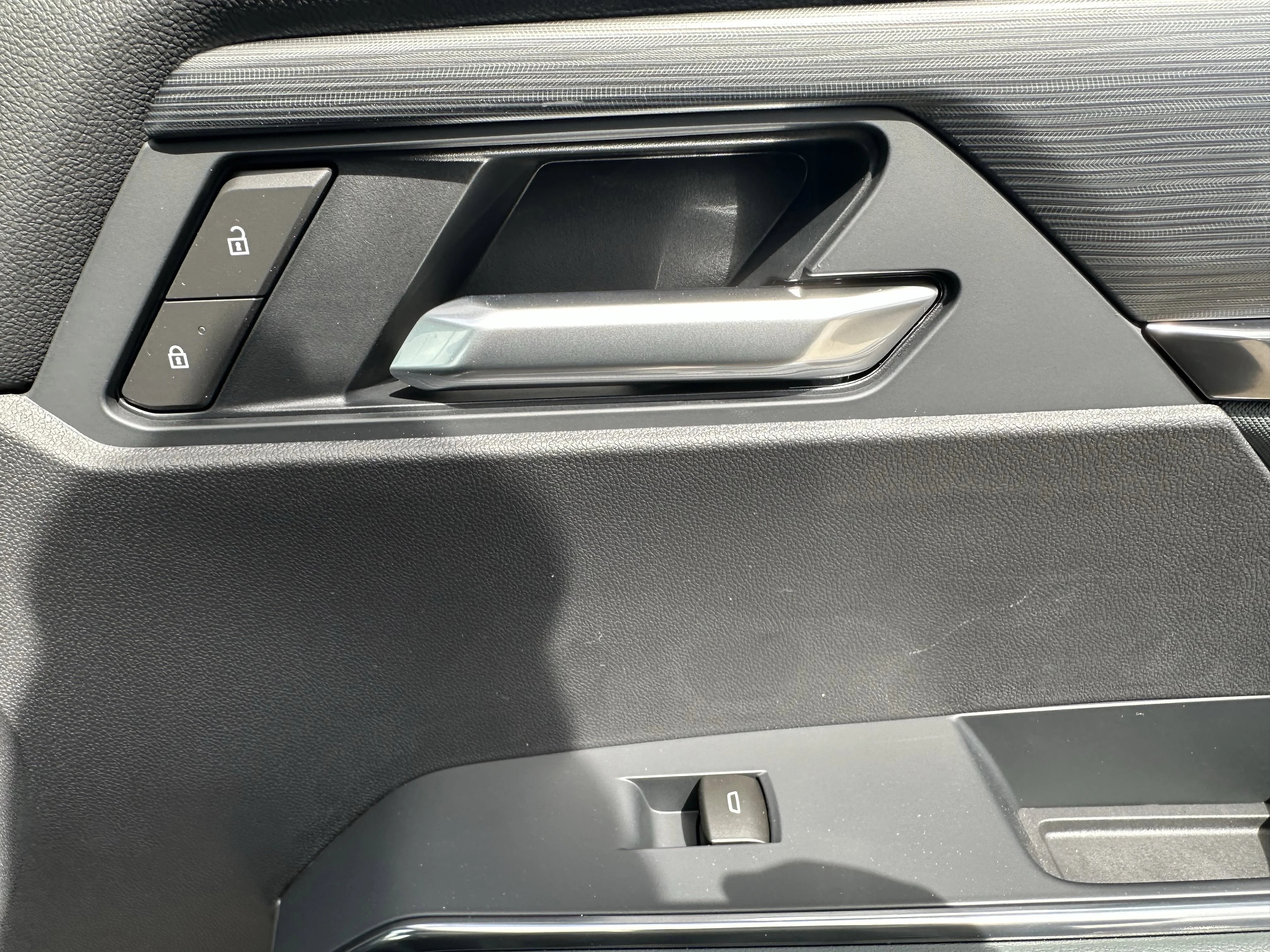 New 2026 Sterling Metallic GMC AT4 image 20