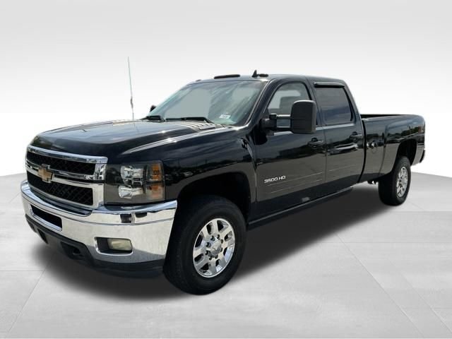 Used 2011 Black Chevrolet LTZ image 9