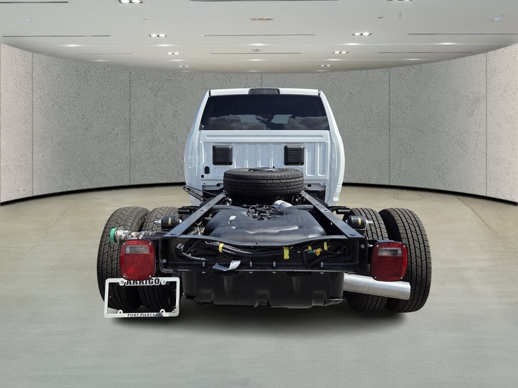 New 2026 Bright White Clear-Coat Exterior Paint RAM Tradesman image 6