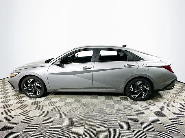 Certified Used 2025 Silver Hyundai SEL Convenience image 6