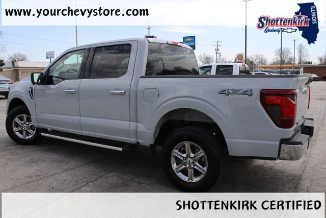 Used 2024 Gray Ford XLT image 3