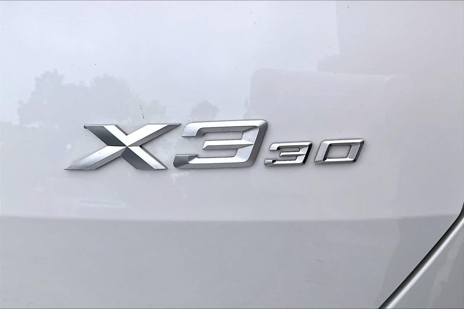 Used 2026 Alpine White BMW 30 xDrive image 19