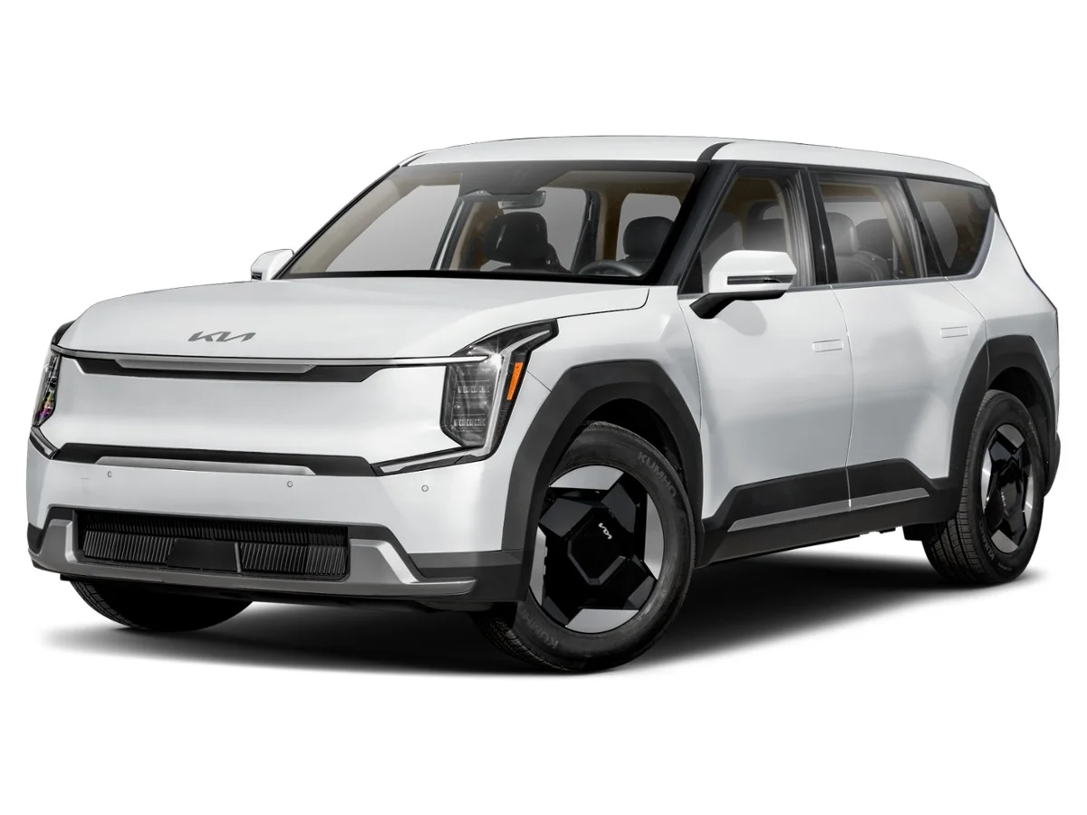 New 2026 Ivory Silver Kia Land AWD image 14