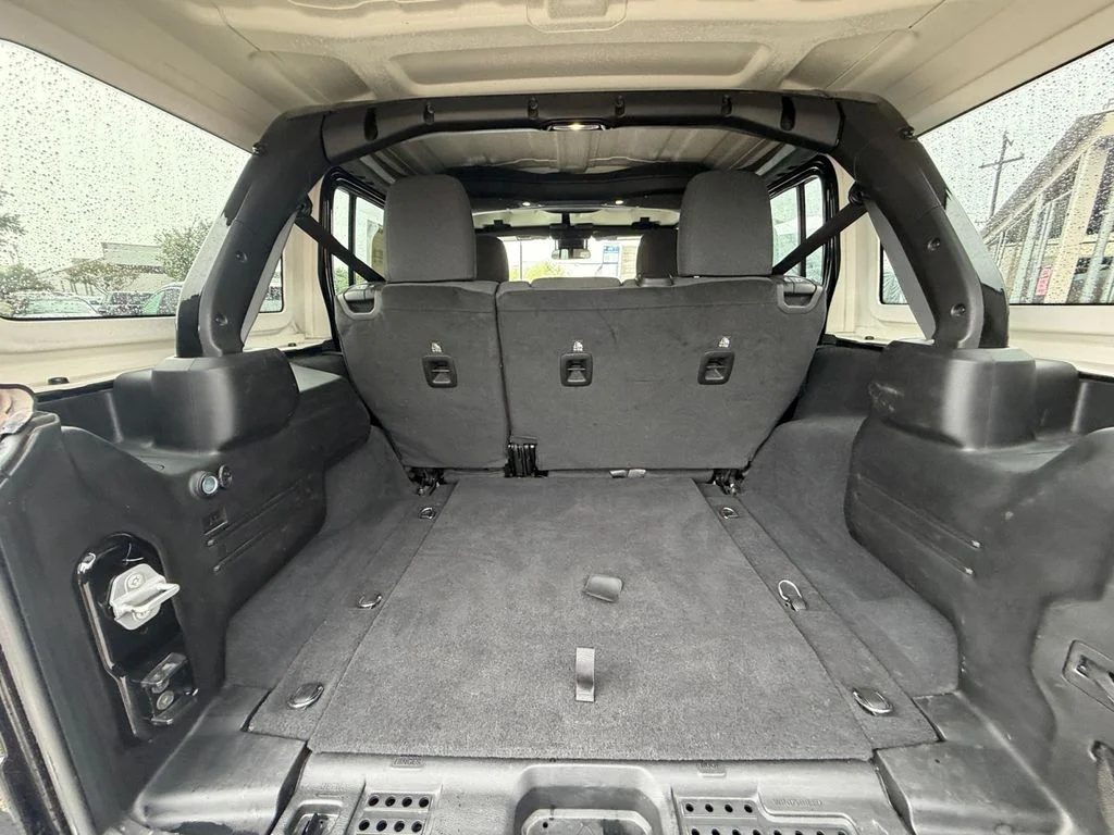 Used 2025 Black Jeep Rubicon image 19