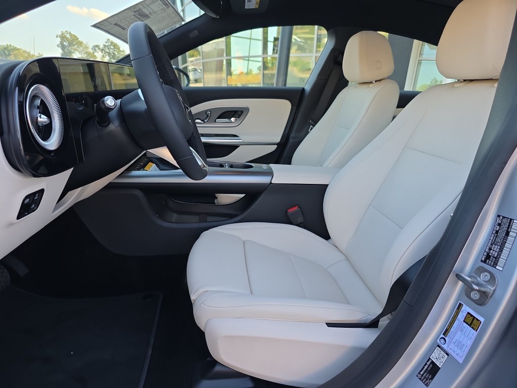 New 2027 Silver Mercedes-Benz CLA 220 image 10