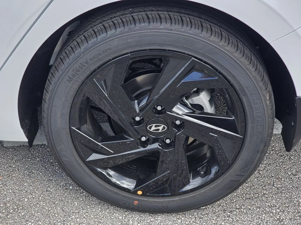 New 2026 White Hyundai SEL Sport image 5
