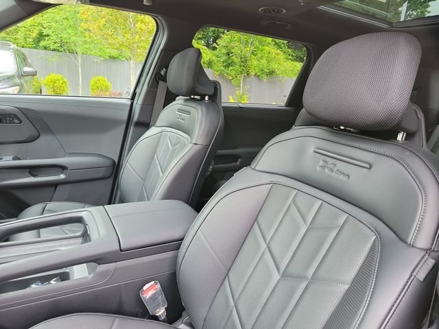 New 2027 Ebony Black Kia X-Line SX image 17