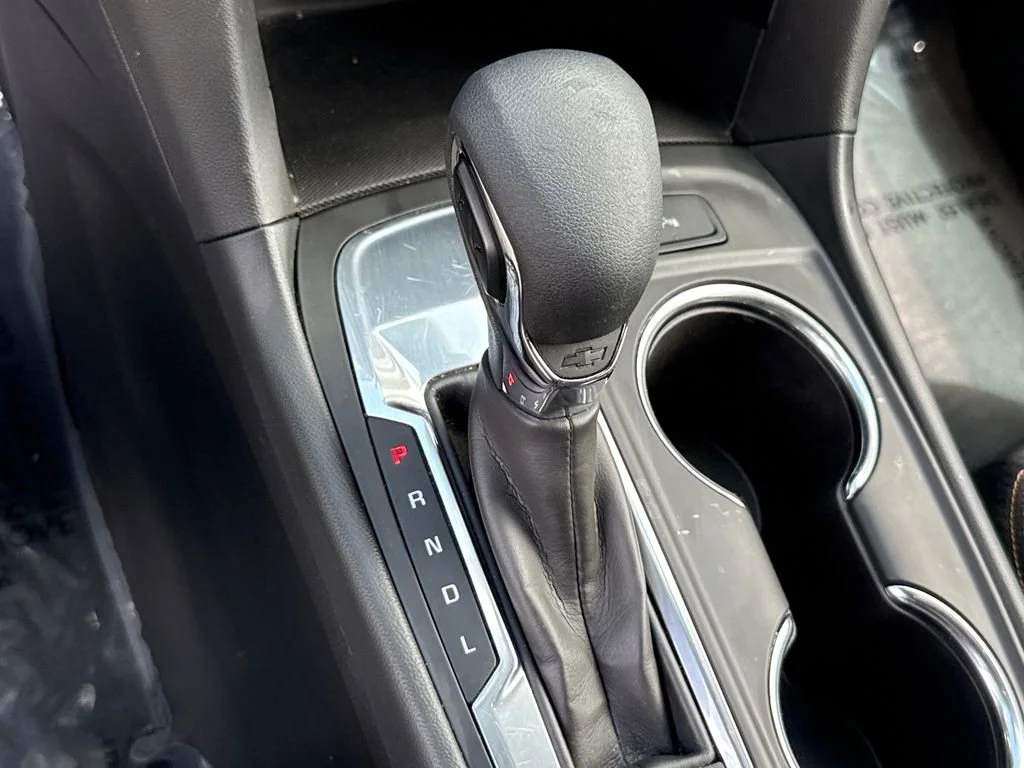 Used 2024 Sterling Gray Metallic Chevrolet LT image 26