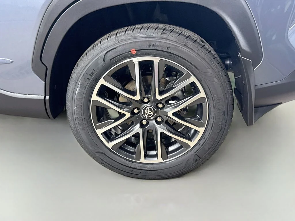 New 2026 Celestite Toyota XLE image 29