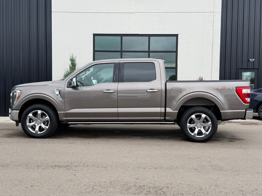 Used 2022 Gray Ford King Ranch image 2