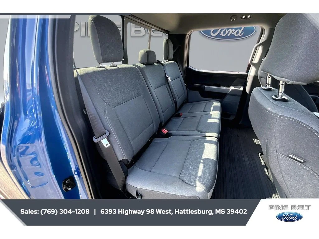 Used 2024 Atlas Blue Metallic Ford XLT image 21