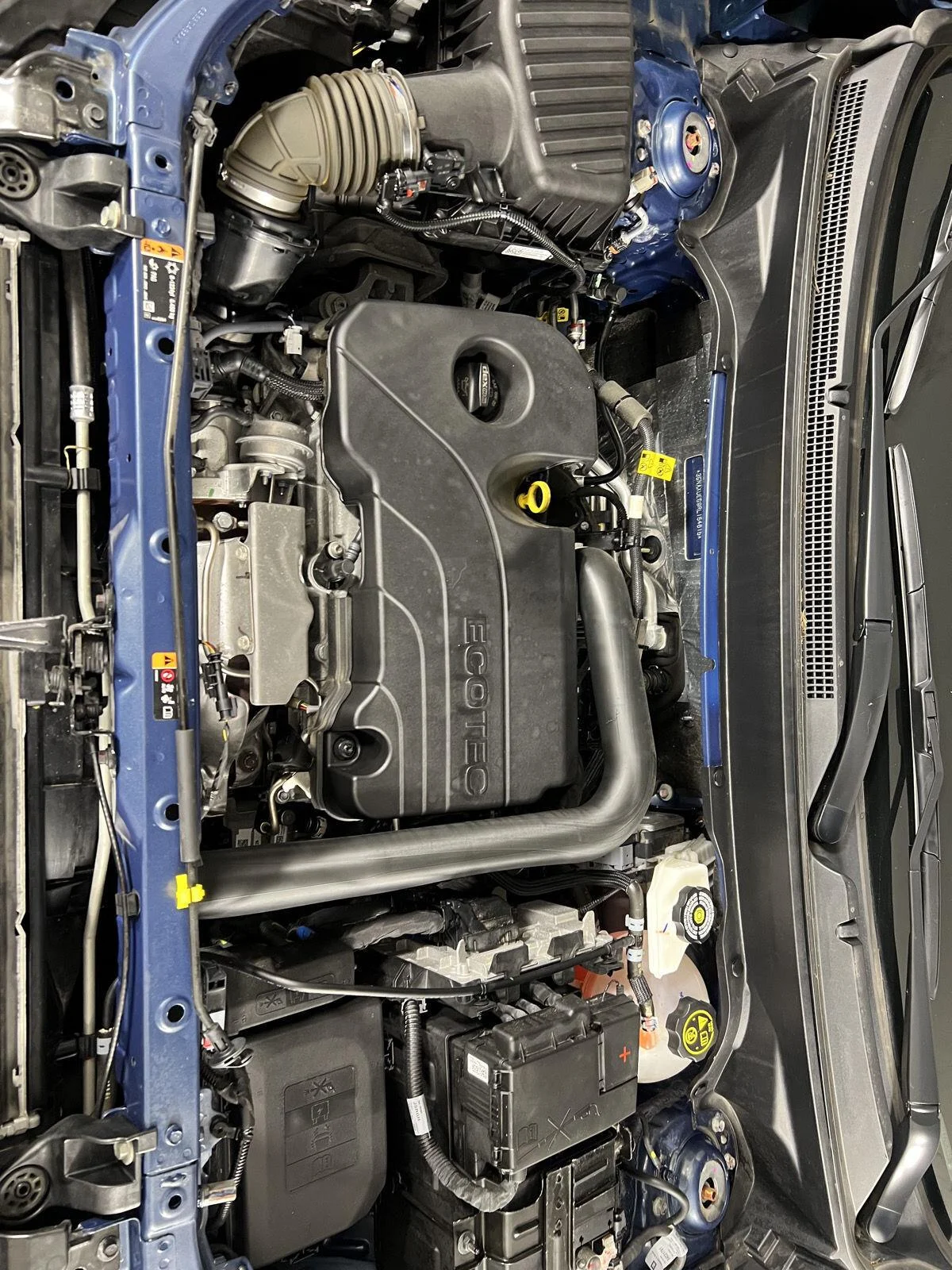 Used 2024 Lakeshore Blue Metallic Chevrolet LT image 36