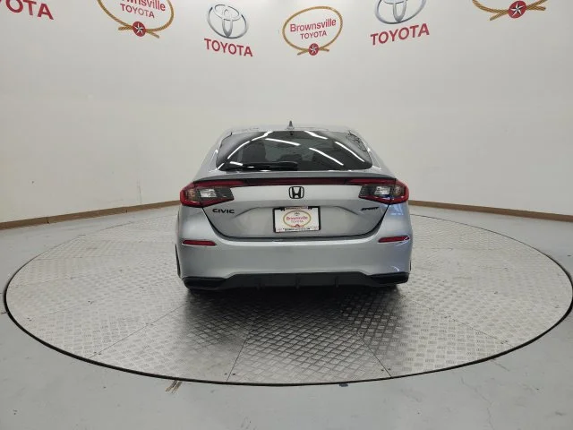 Used 2024  Honda Sport image 7