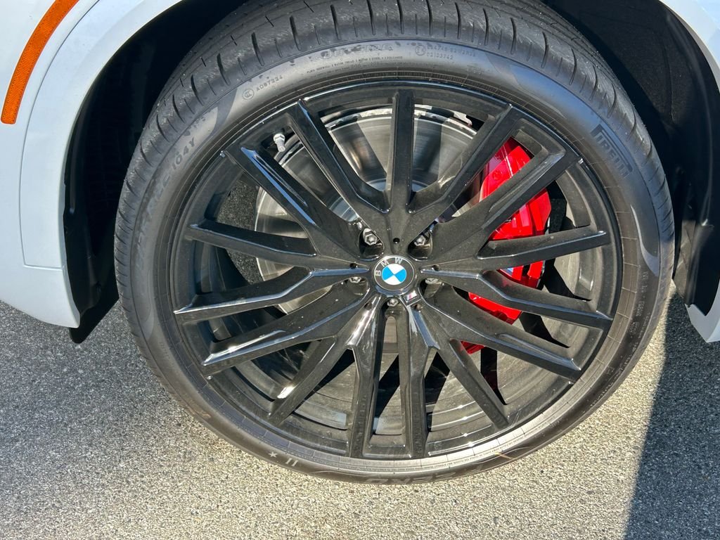 New 2026 Mineral White Metallic BMW M60i image 9