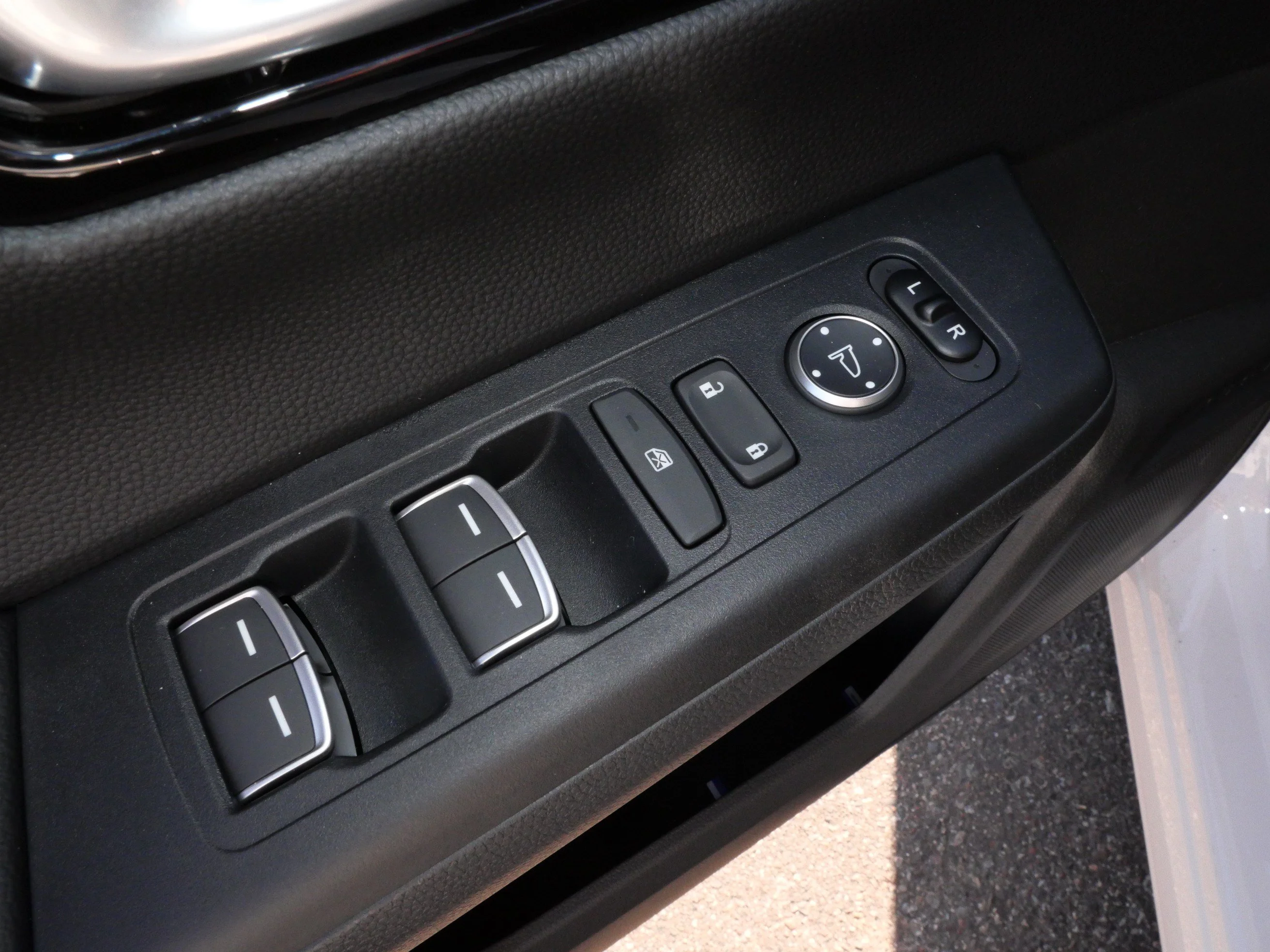 2026 Honda CR-V EX-L - Photo 19