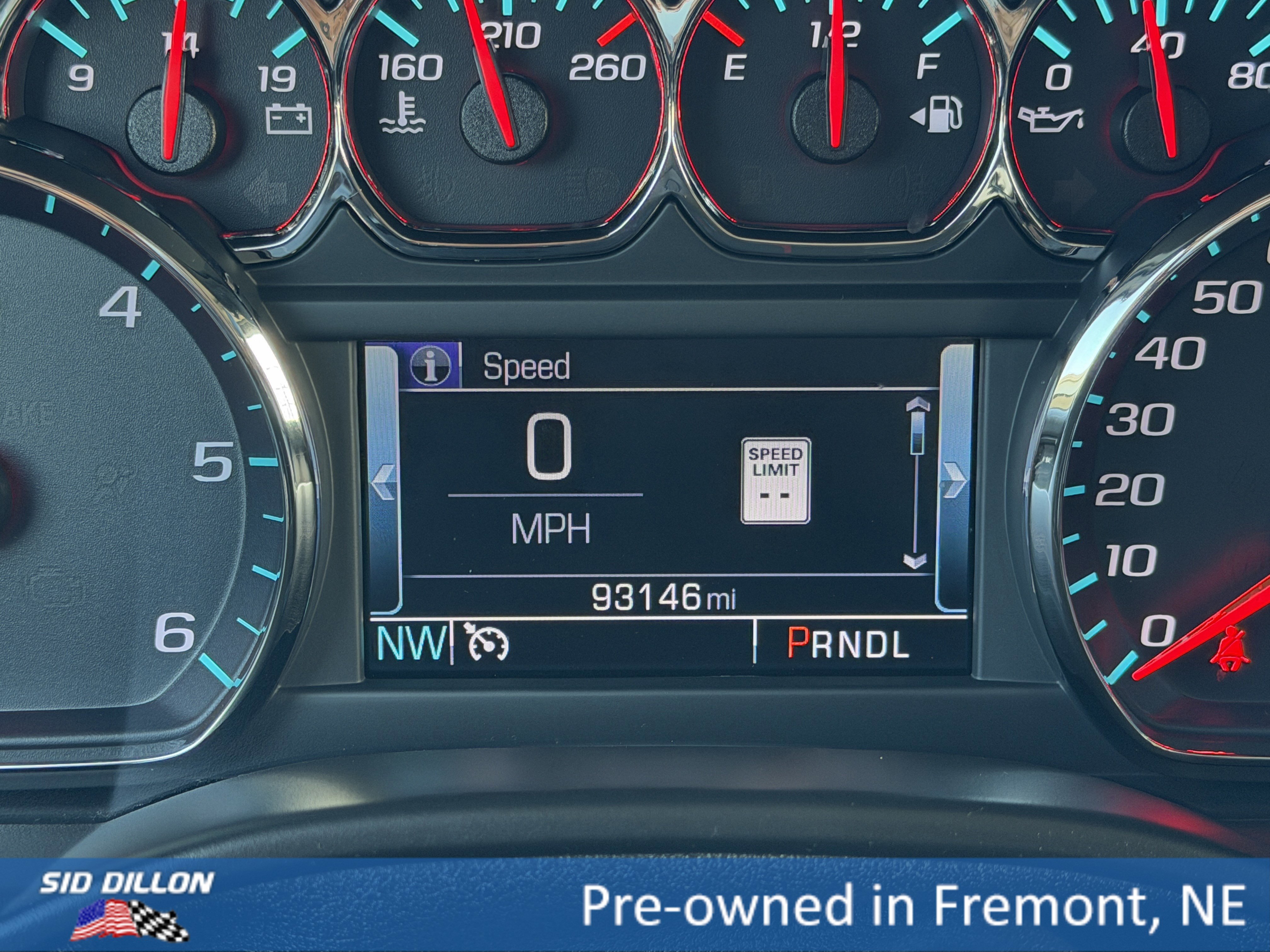 Used 2018 ONYX BLACK GMC SLT image 23