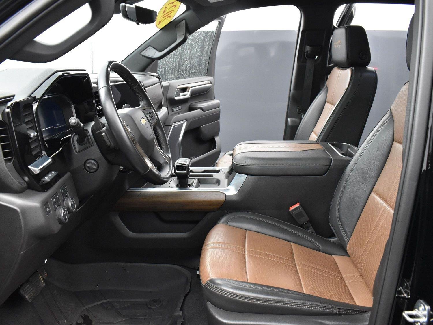 Used 2023 Black Chevrolet High Country image 12