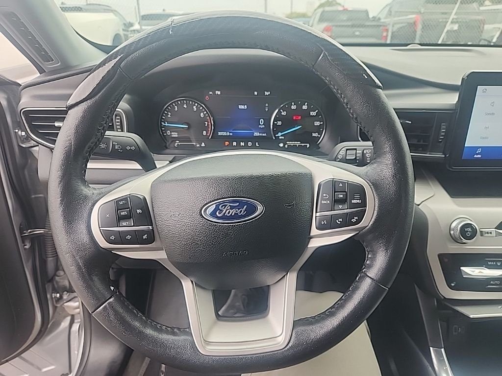 Used 2023 Silver Ford XLT image 22