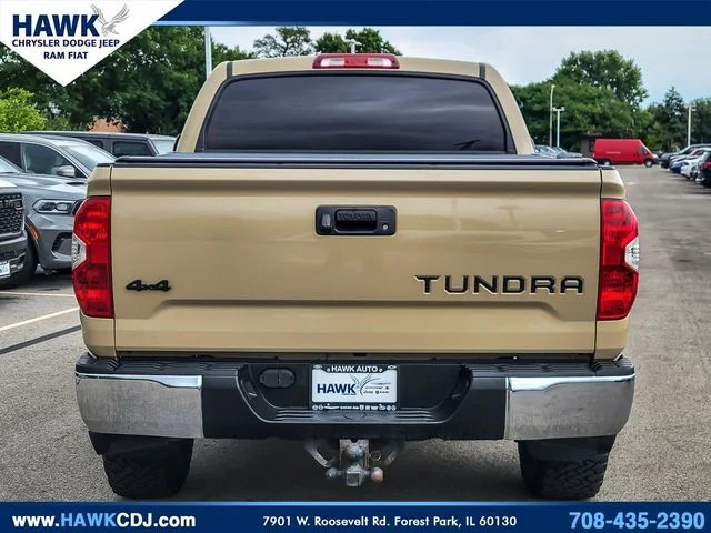 Used 2018  Toyota SR5 image 5