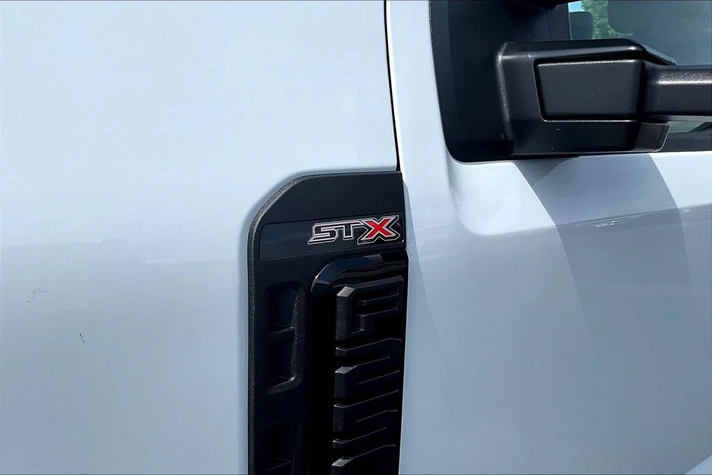 New 2026 Oxford White Ford F-250® XL image 9