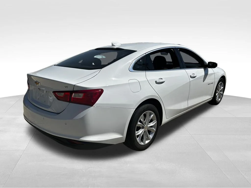 Used 2024 White Chevrolet LT image 6