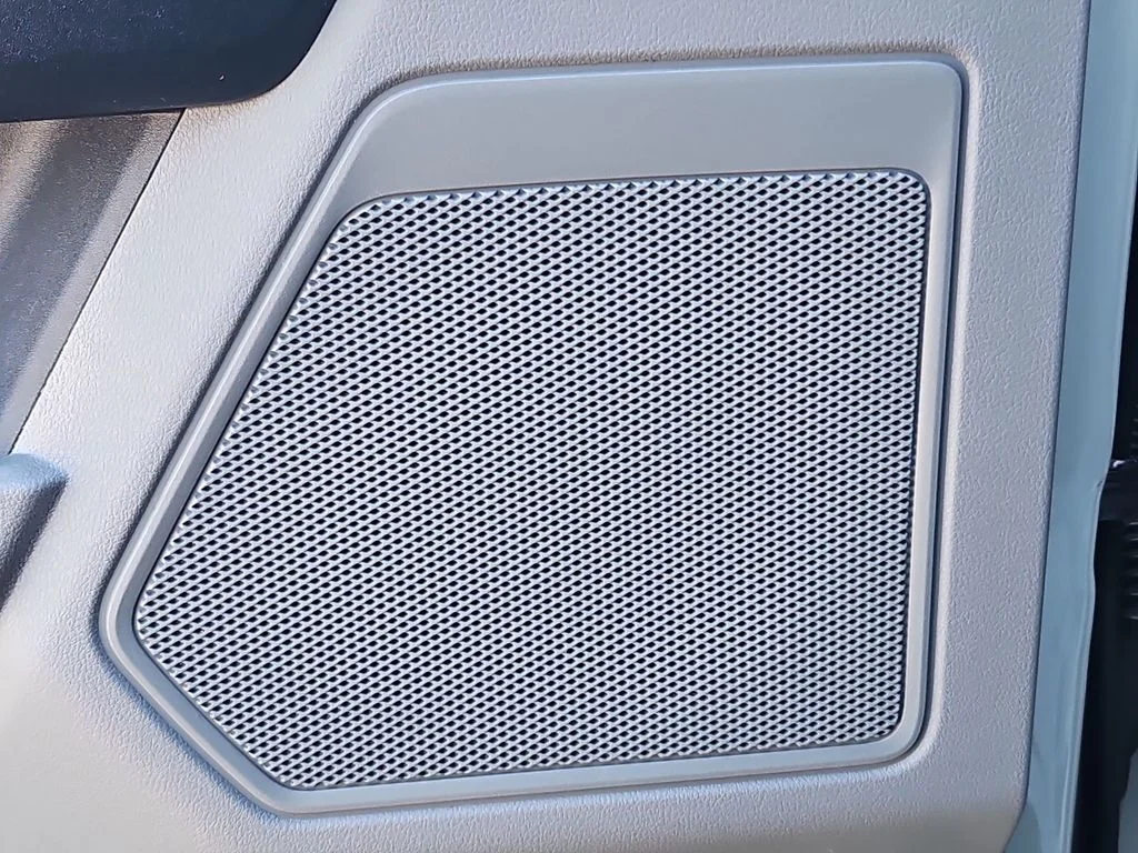 2025 Ford F-350 Super Duty XL - Photo 33