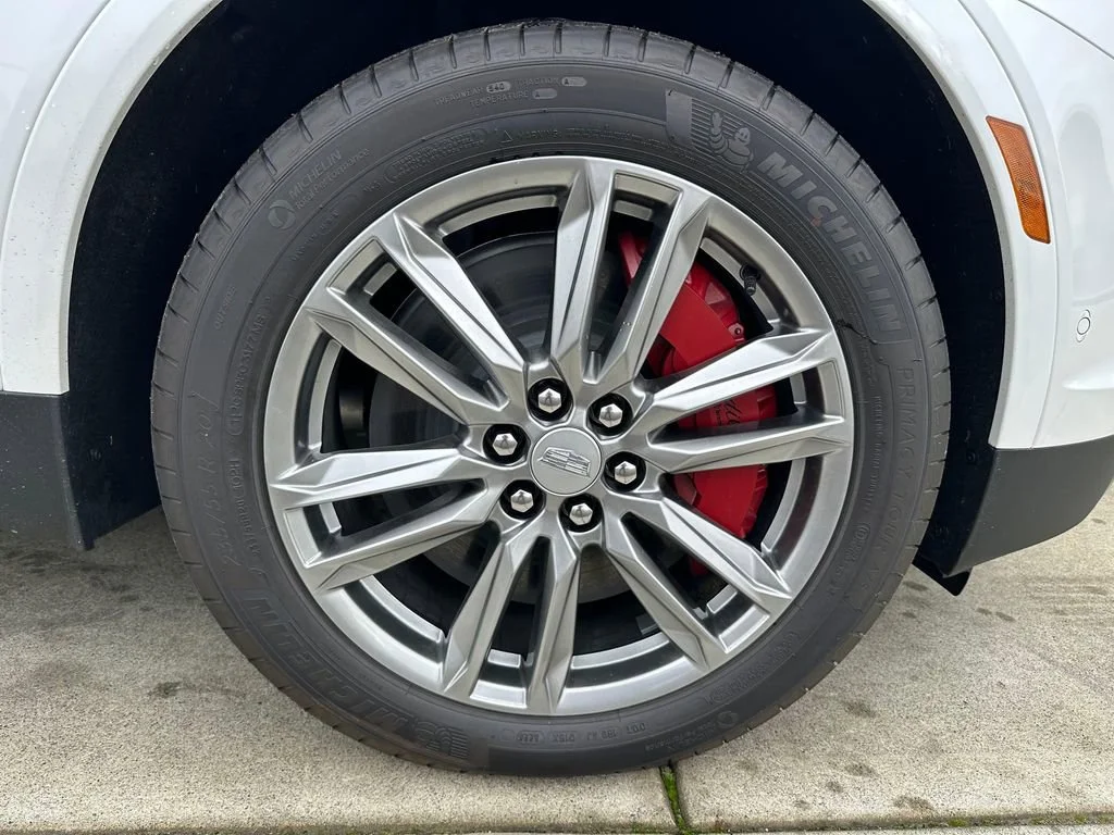 New 2025 Crystal White Tricoat Cadillac Sport image 9
