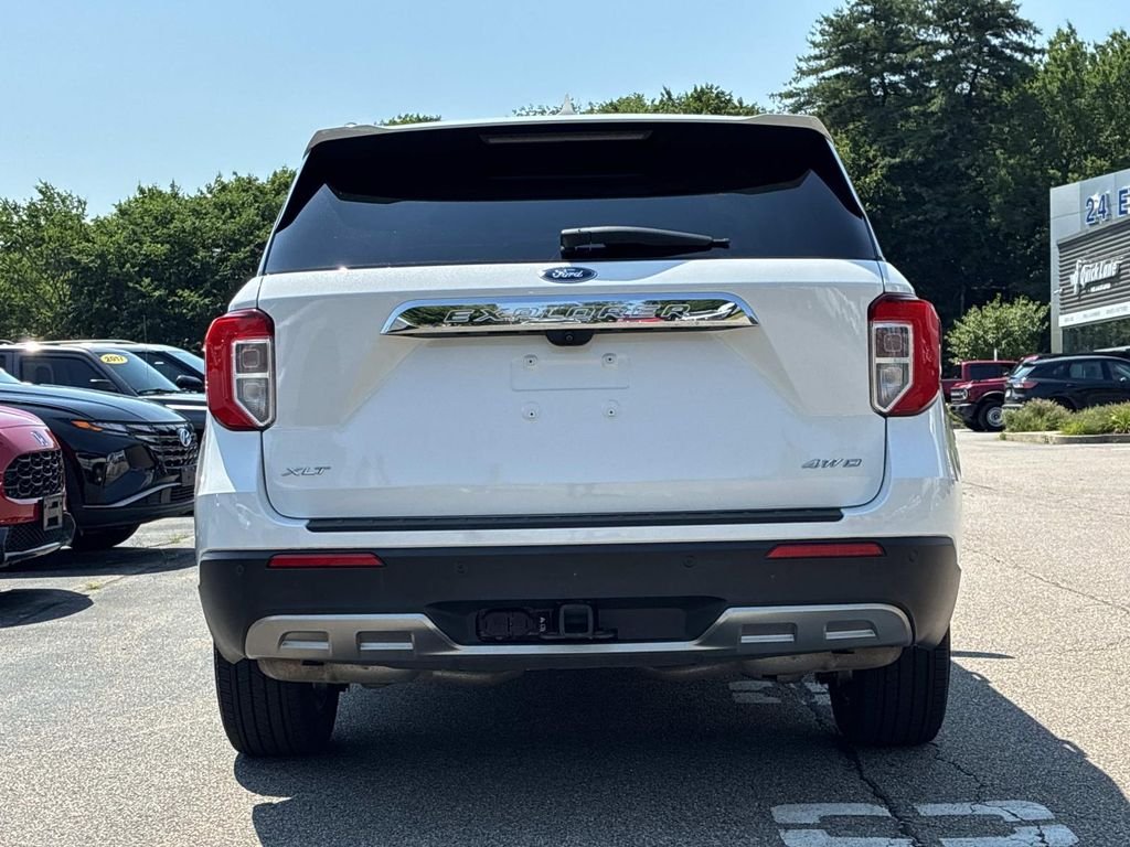 Used 2023 White Ford XLT image 6