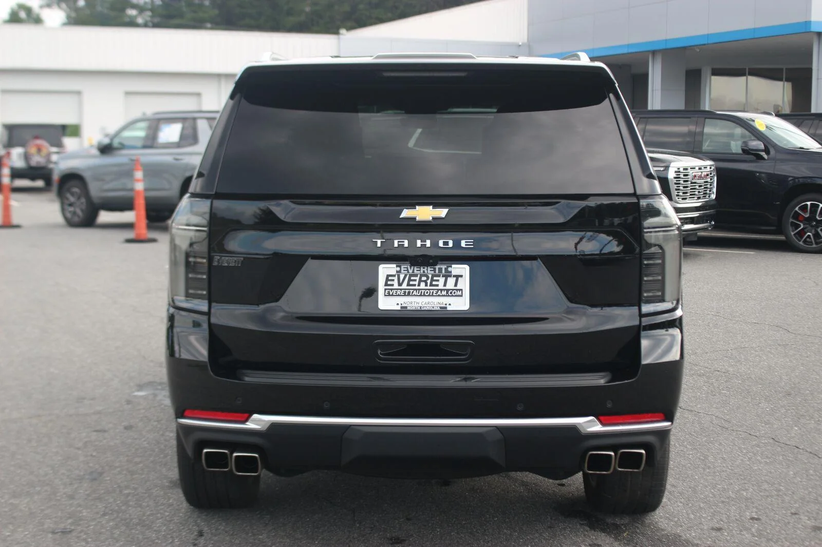 Used 2025 Black Chevrolet High Country image 6