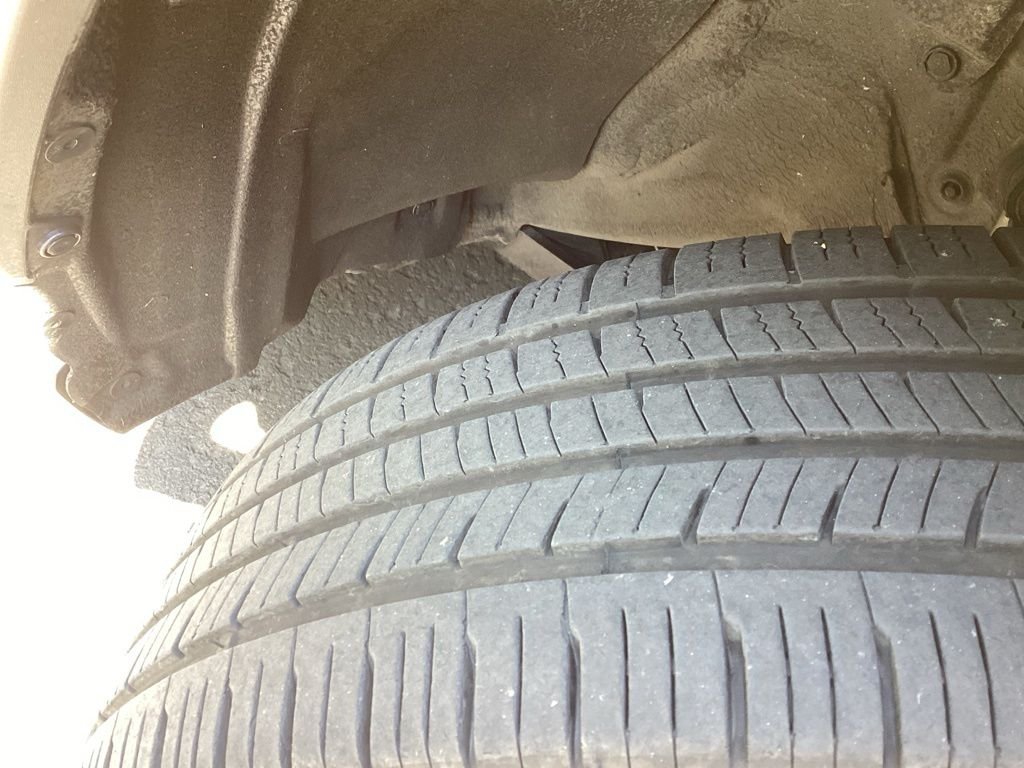 Used 2020 Red Toyota XLE image 6