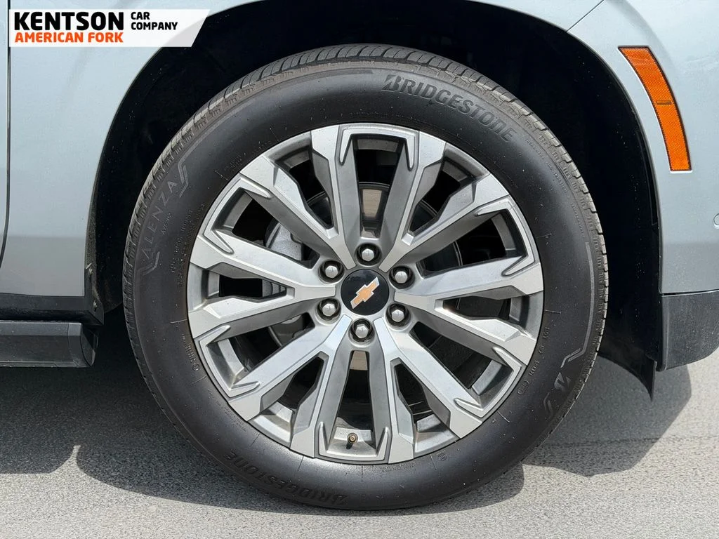 2025 Chevrolet Suburban High Country - Photo 12